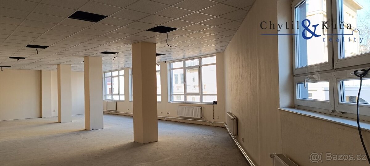 Pronájem obchodních prostor 200 m2 a 60 m2, Čechova, Přerov - 5
