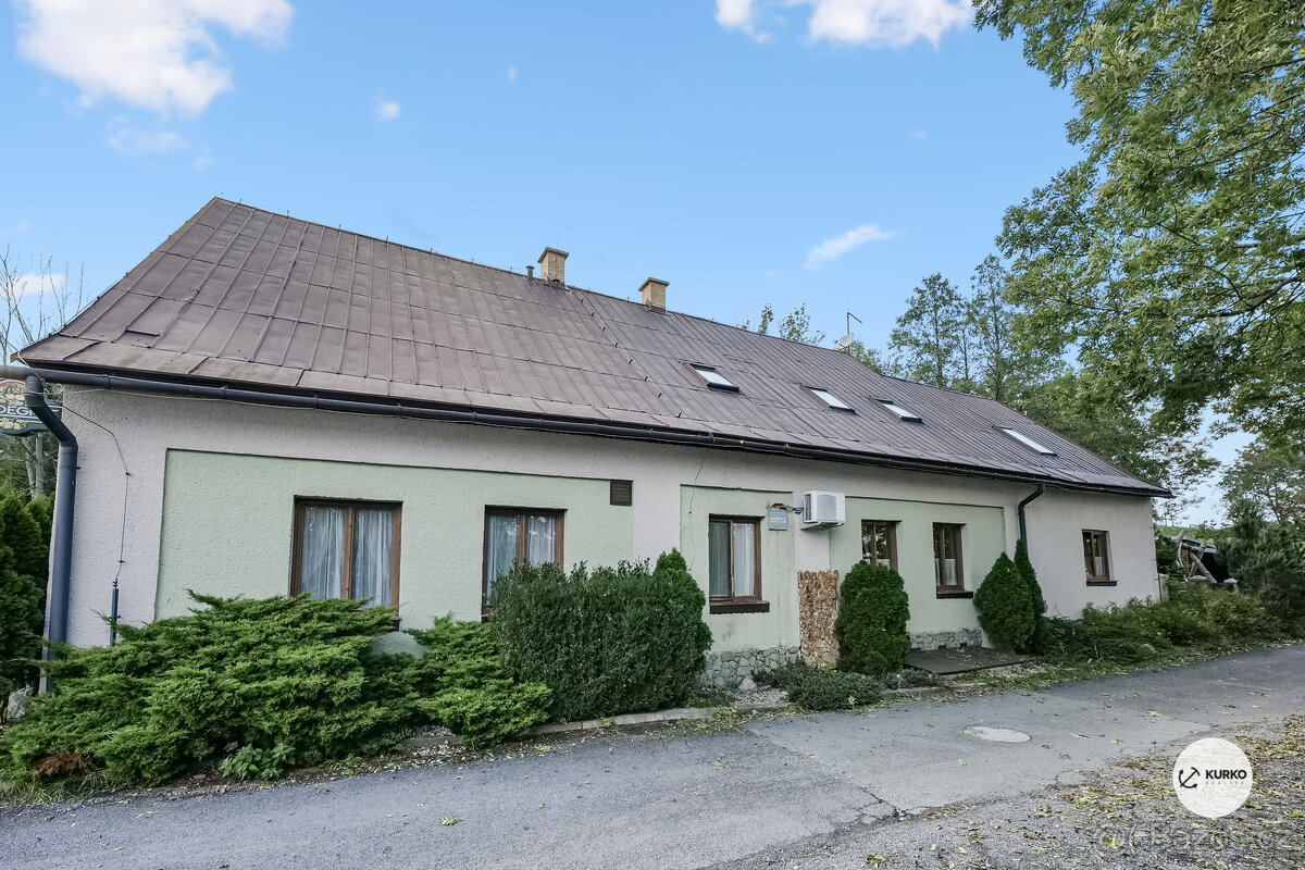 Penzion s restaurací v obci Guty s pozemkem 3170 m2 - 5