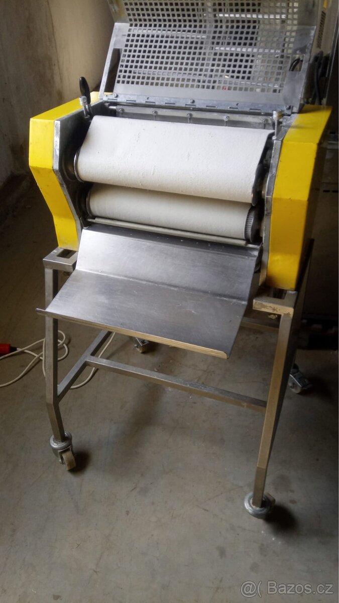 Rohlíkovače na tvarování těst - 5