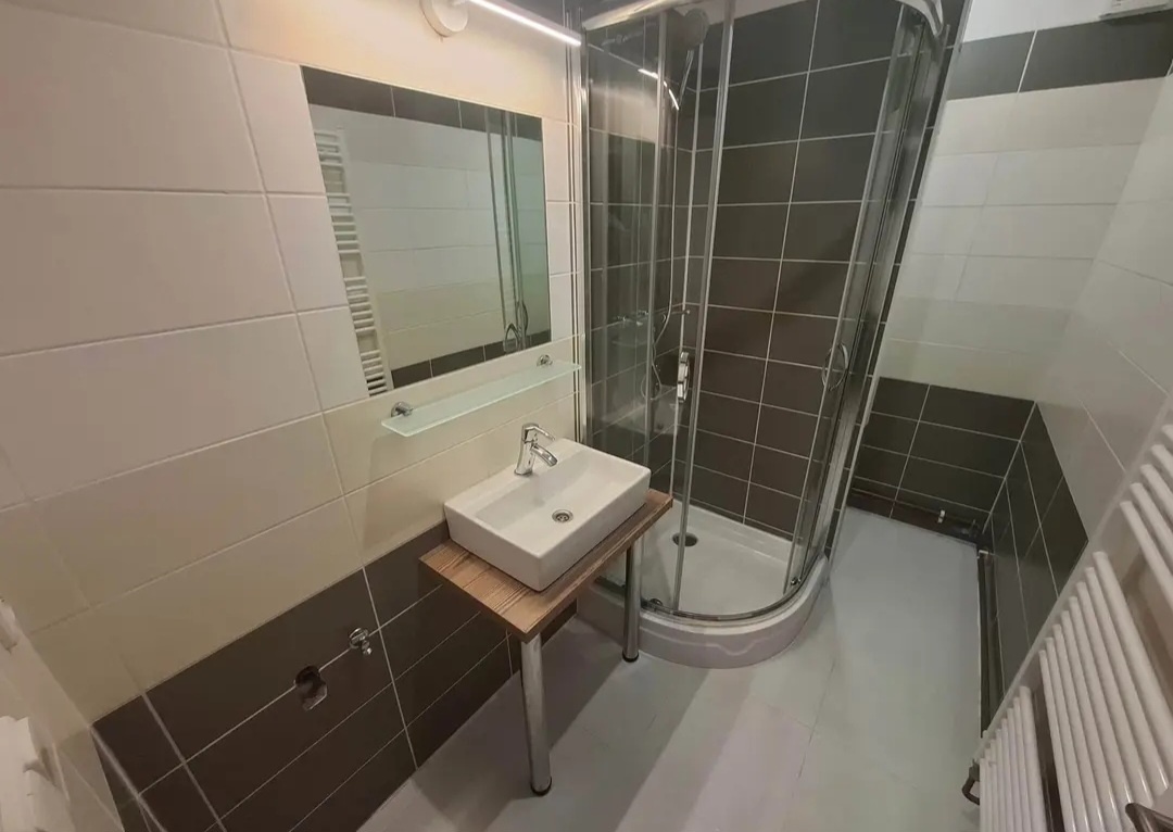 Dobrý den pronájmu barak 4kk - 5