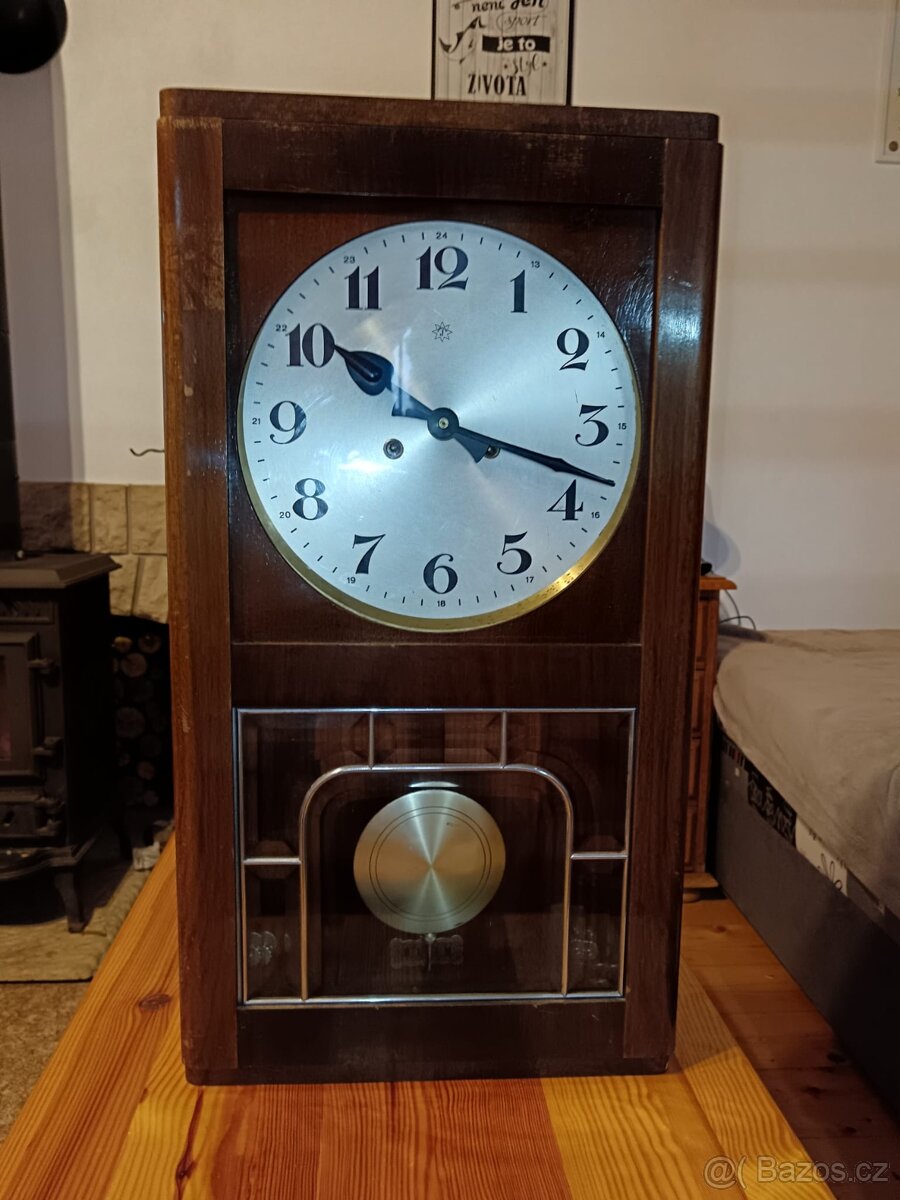 Prodám starožitné nástěnné hodiny Junghans – plně funkční - 5