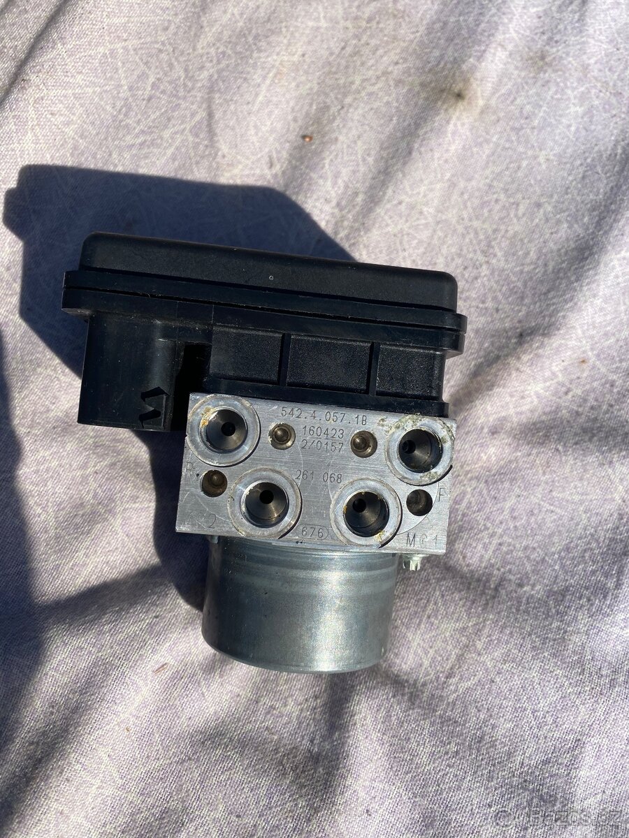 Díly Aprilia rsv4 - 5