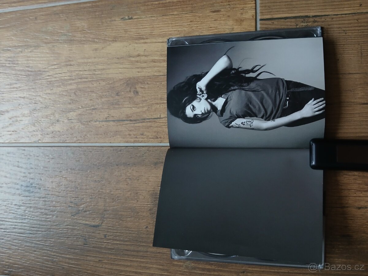 Amy Winehouse - 5