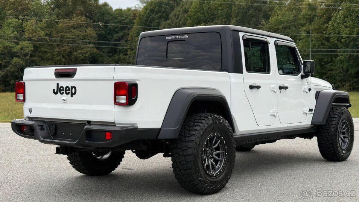Jeep Gladiator Sport 4X4 (2023)