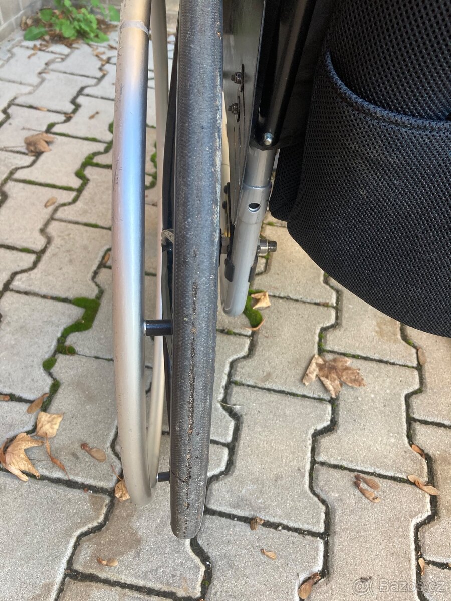 Sportovní invalidní vozík Kuschall - 5