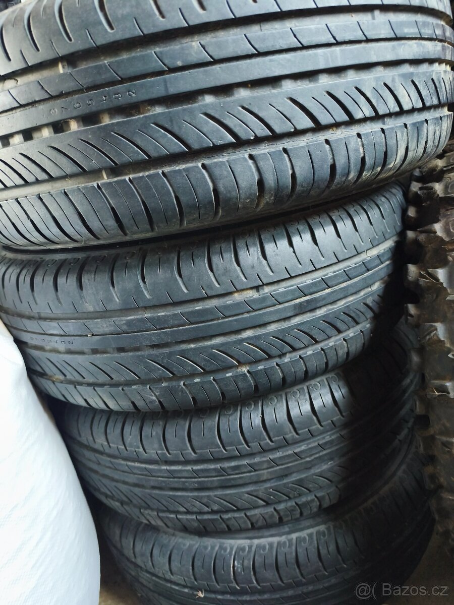 195/70r15c - 5