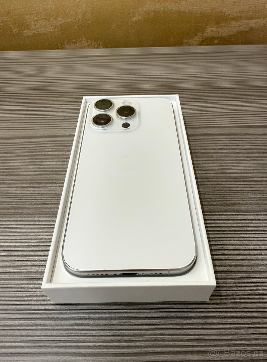 Apple iPhone 15 Pro 128GB white titanium, komplet - 5
