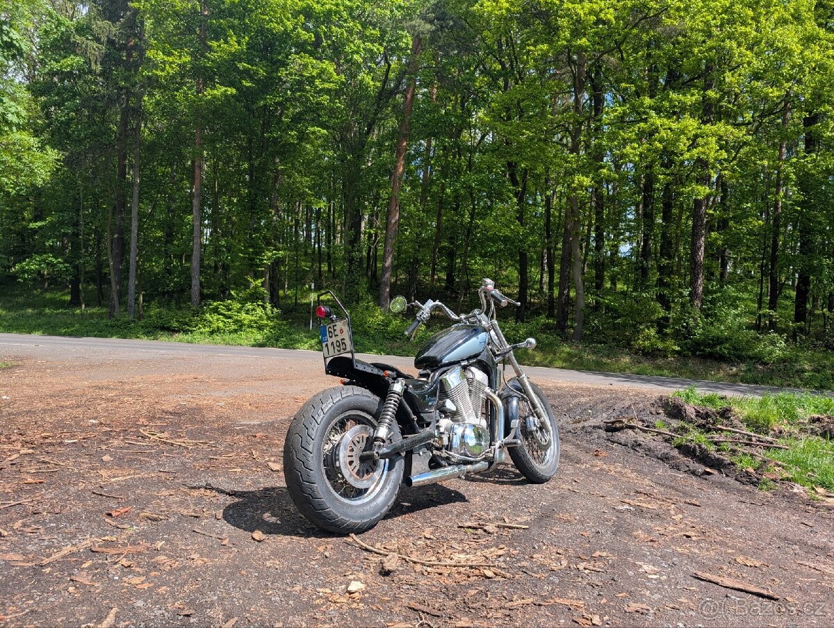 Suzuki VS 1400 Intruder - 5