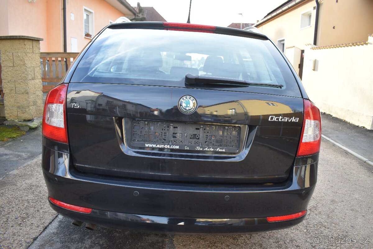 Škoda Octavia Combi 1.4 TSI r.2011 - 5