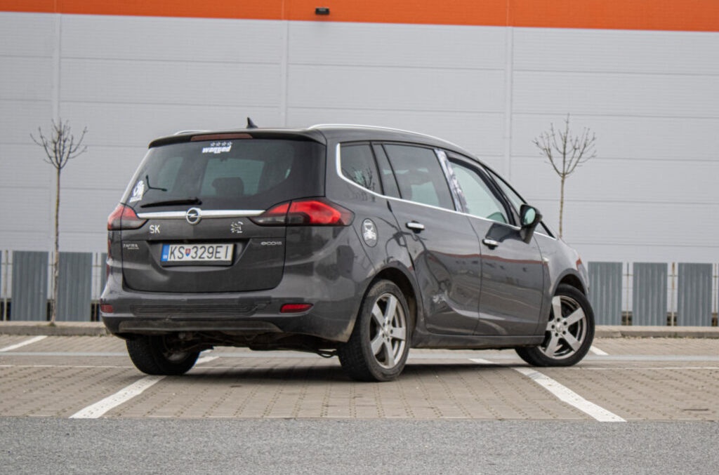 Opel Zafira 2013 - 5
