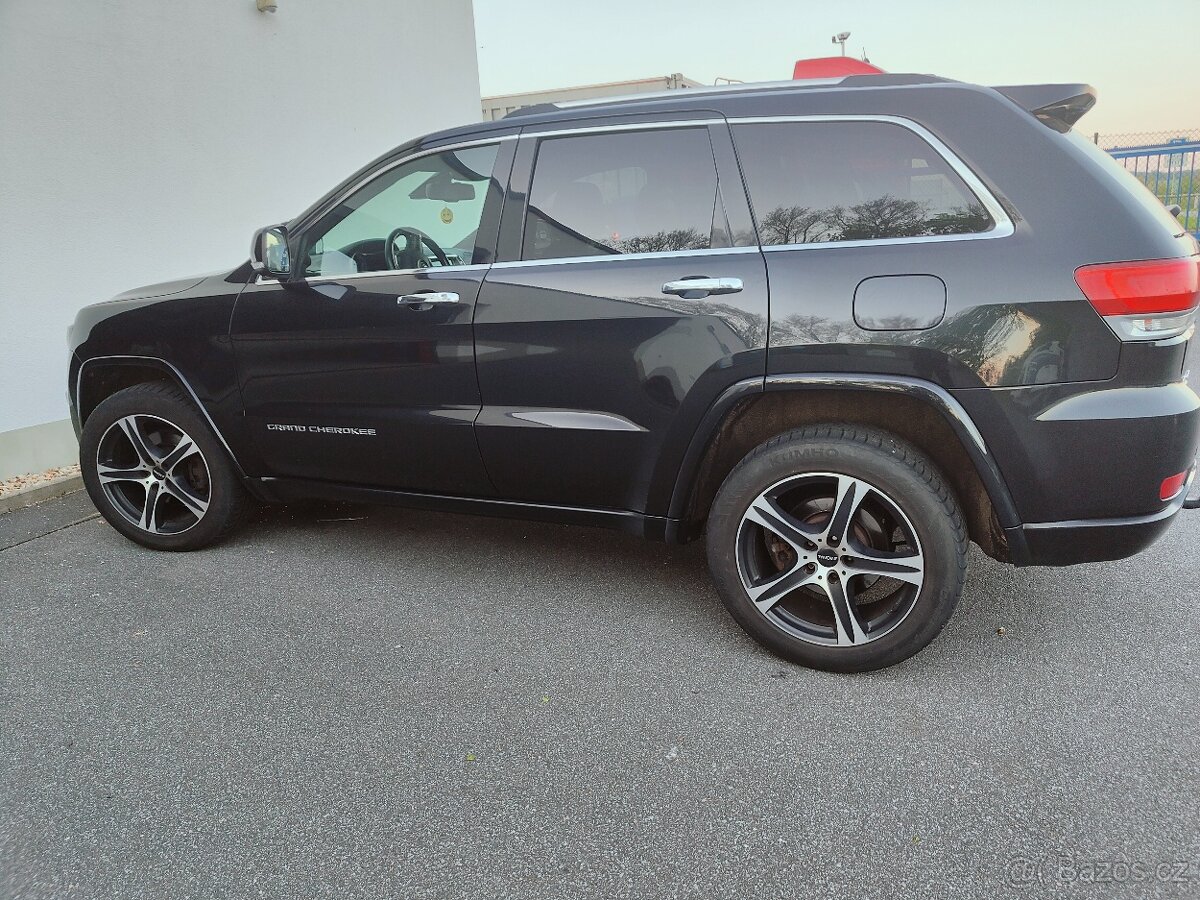 Jeep grand Cherokee wk2 Overland 3.0d