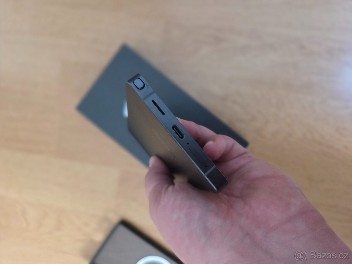 Samsung Galaxy S25 Ultra Titanium JetBlack – 512GB - 5