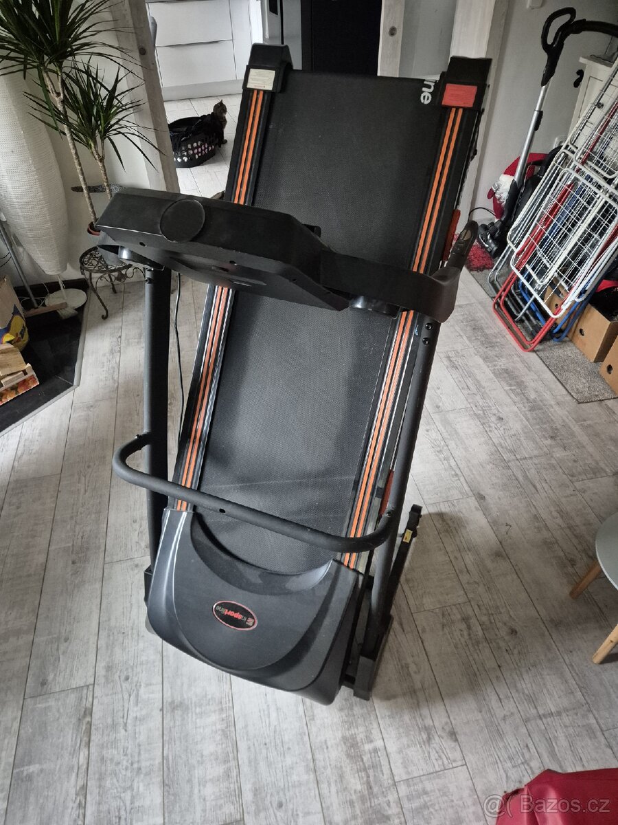 Běžecký pás (skládací) - 5