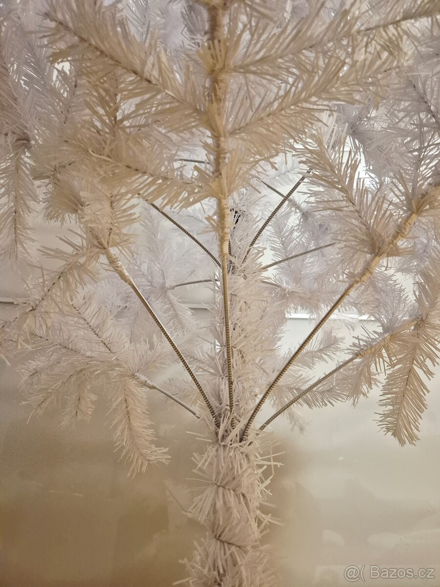 Nový umělý vánoční stromek, 180 cm - 5