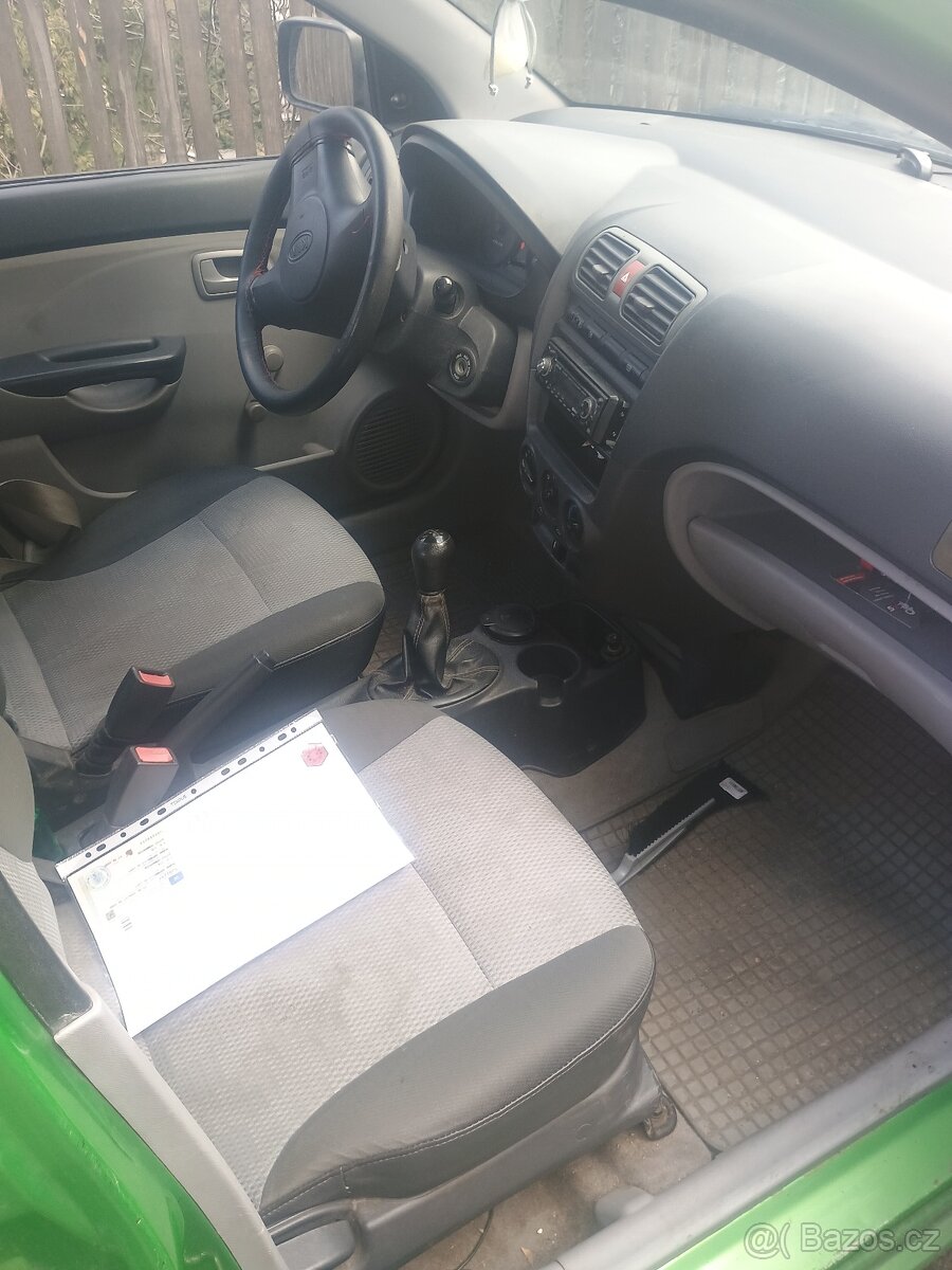 Kia Picanto - 5