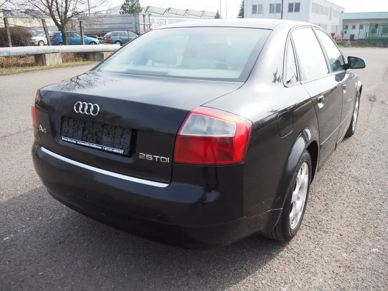 Audi A4 2,5 TDI - 5