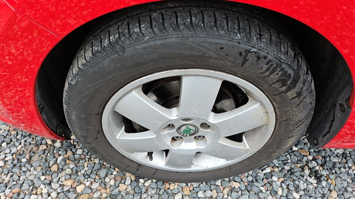 ŠKODA RAPID 1.2 TSI 63 kW Active - 5