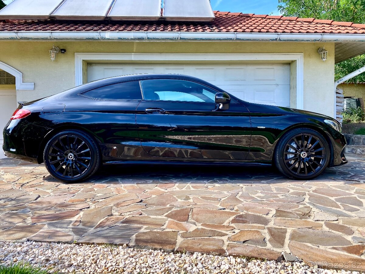Mercedes-Benz C250 Coupe AMG Night Edition - 5