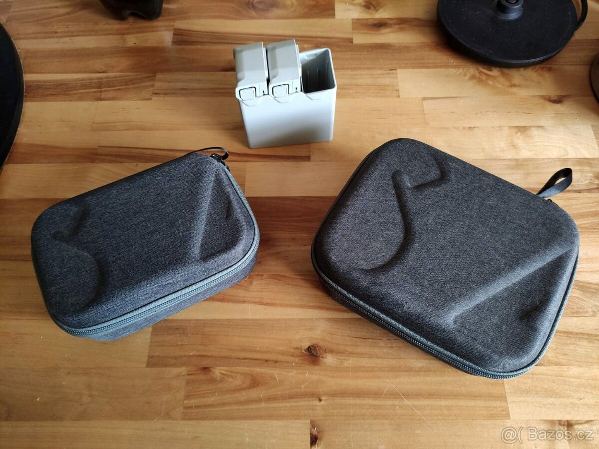 DJI mini 3 pro - tři baterie, nabíjecí hub - 5
