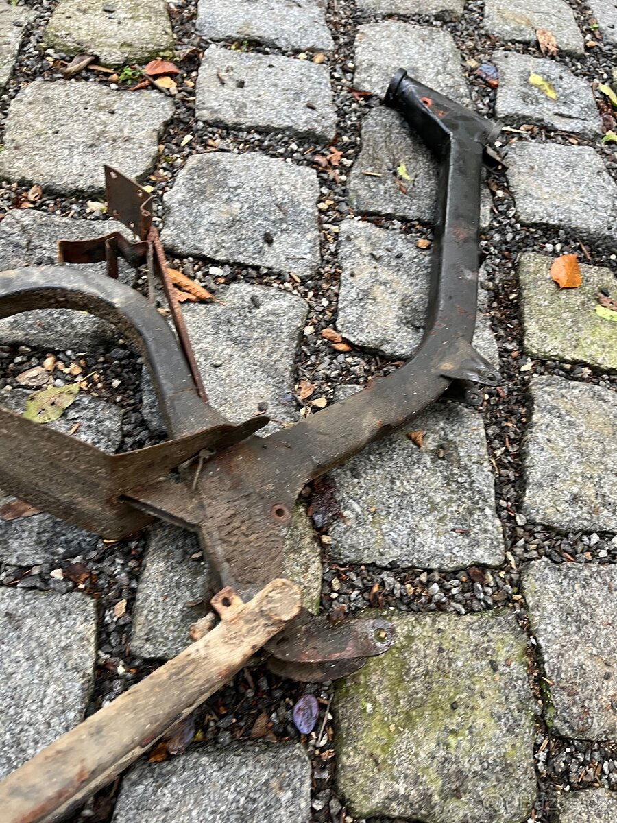 Kostra/rám Jawa pionýr 555 - 5