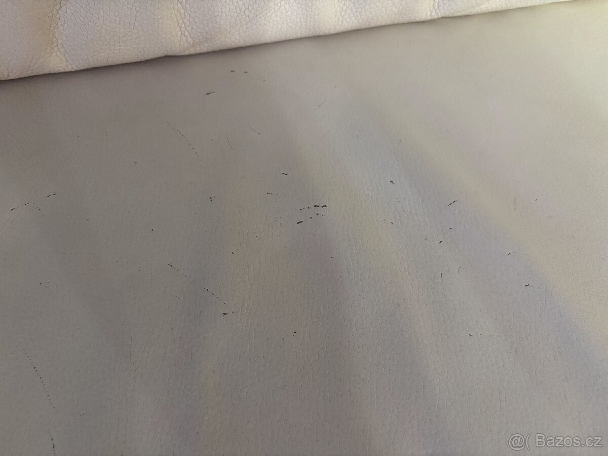 DESIGNOVÁ ITALSKÁ KOŽENÁ POHOVKA CALIA ITALIA - 5