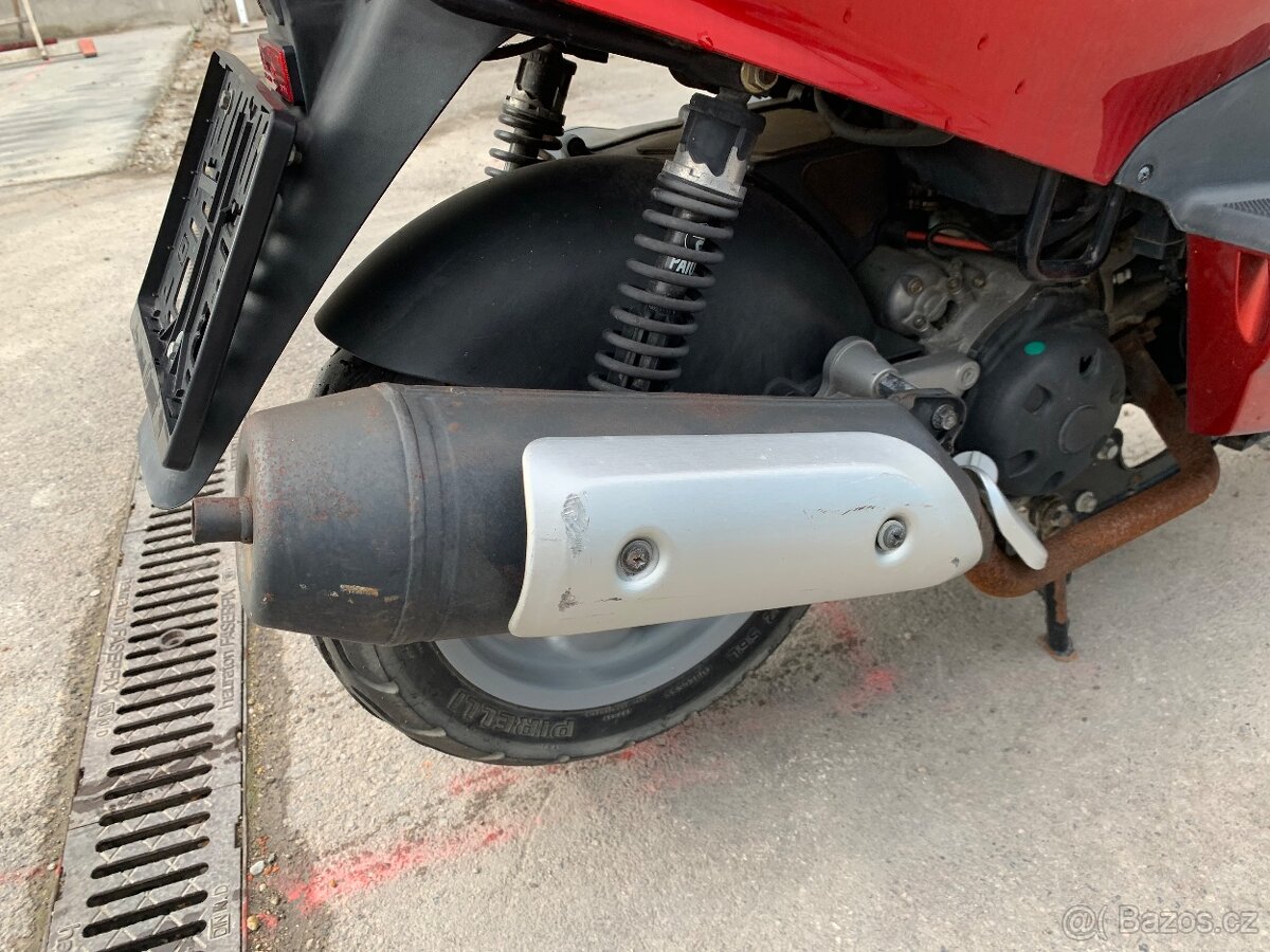 Yamaha Majesty 125 - 5