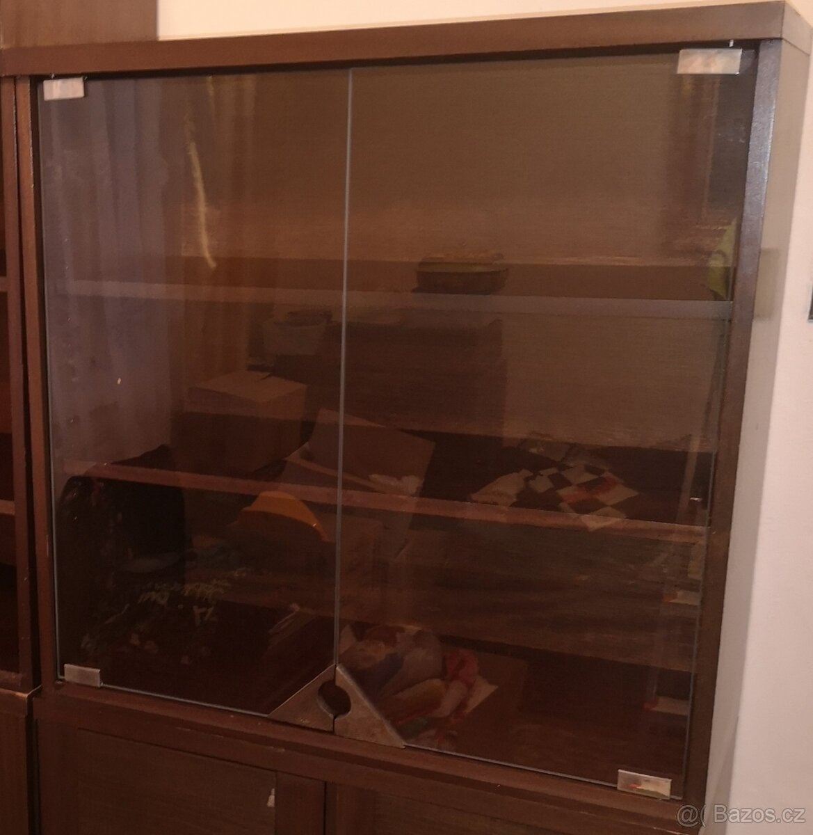 Nábytek-skříňky, komoda, stolek pod TV,...prac. ponk,a jiné - 5