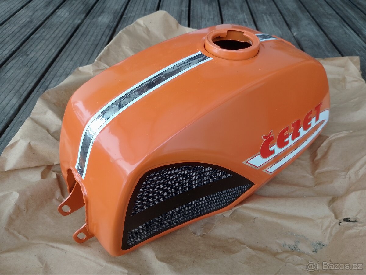 ČZ 487 nová nádrž - 5