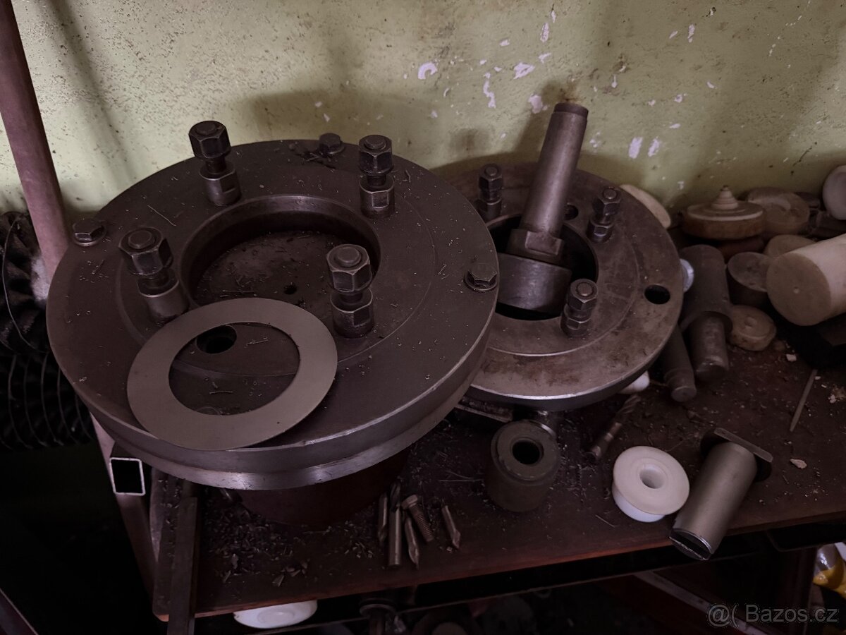 Soustruh SU50 + příslušenství – 40 000 Kč - 5