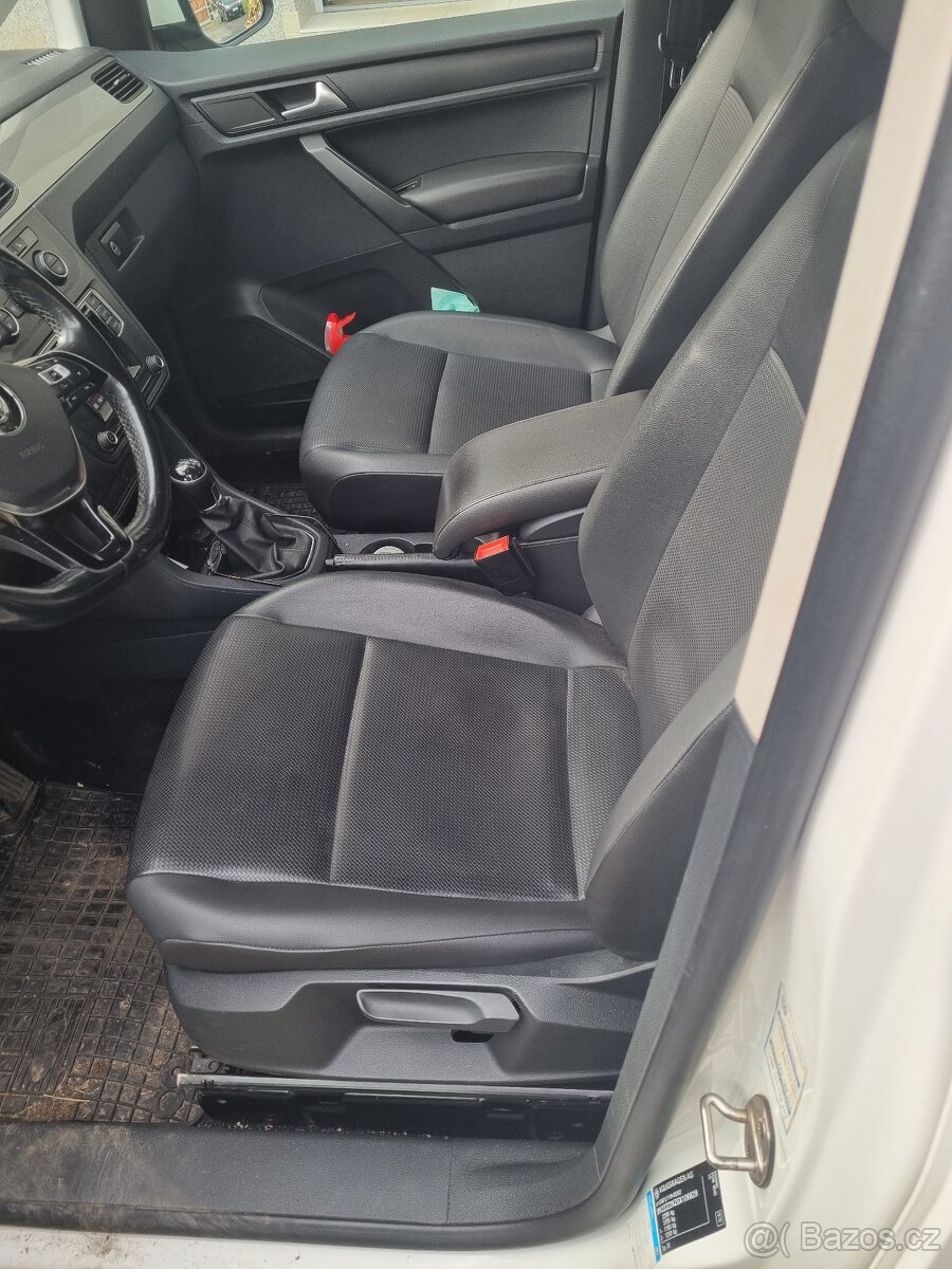 VW Caddy 2,0 tdi 110kw - 5