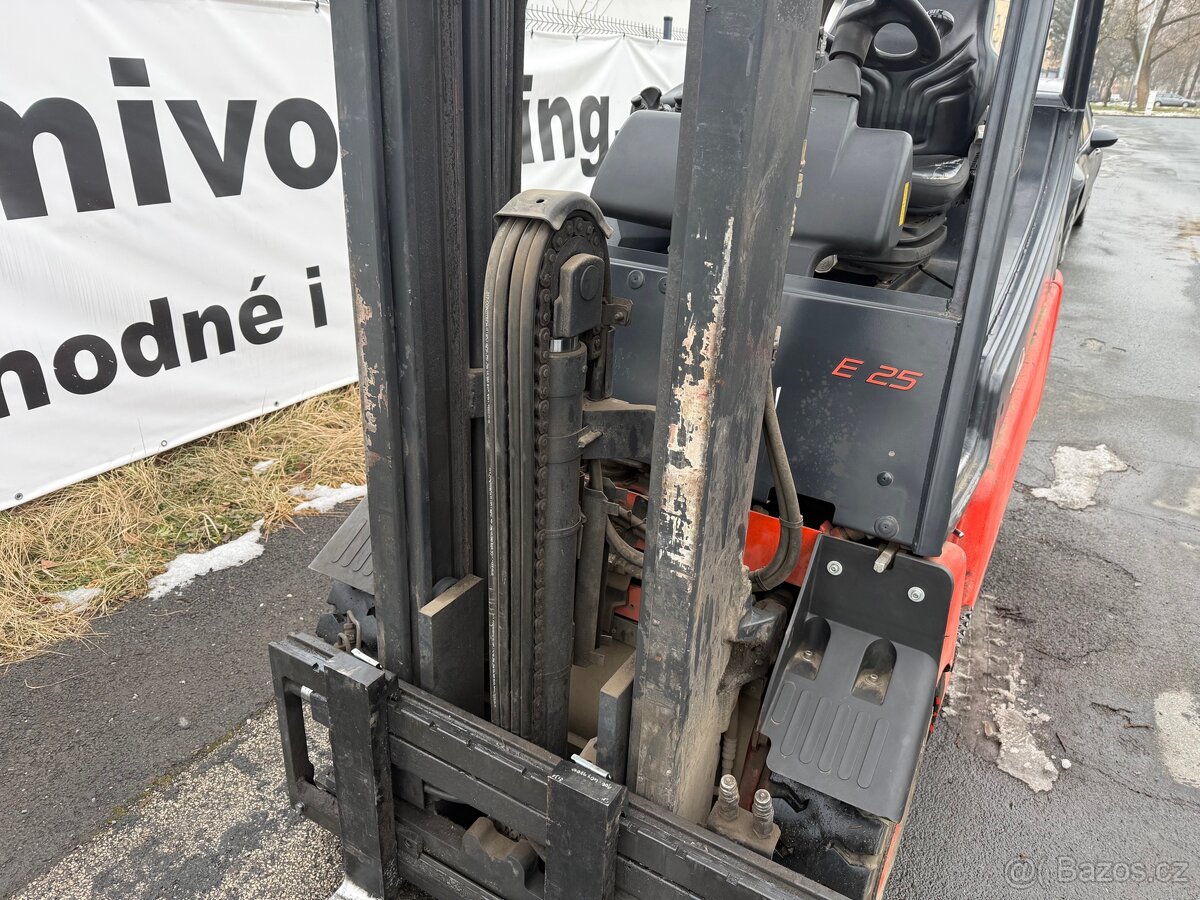 Prodám vysokozdvižný vozík LINDE E25 - 5