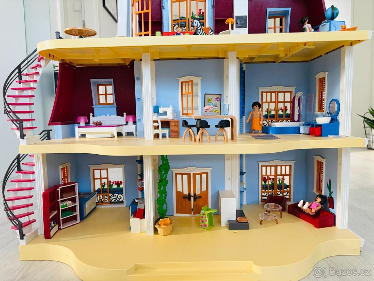 Domeček Playmobil s vybavením - 5