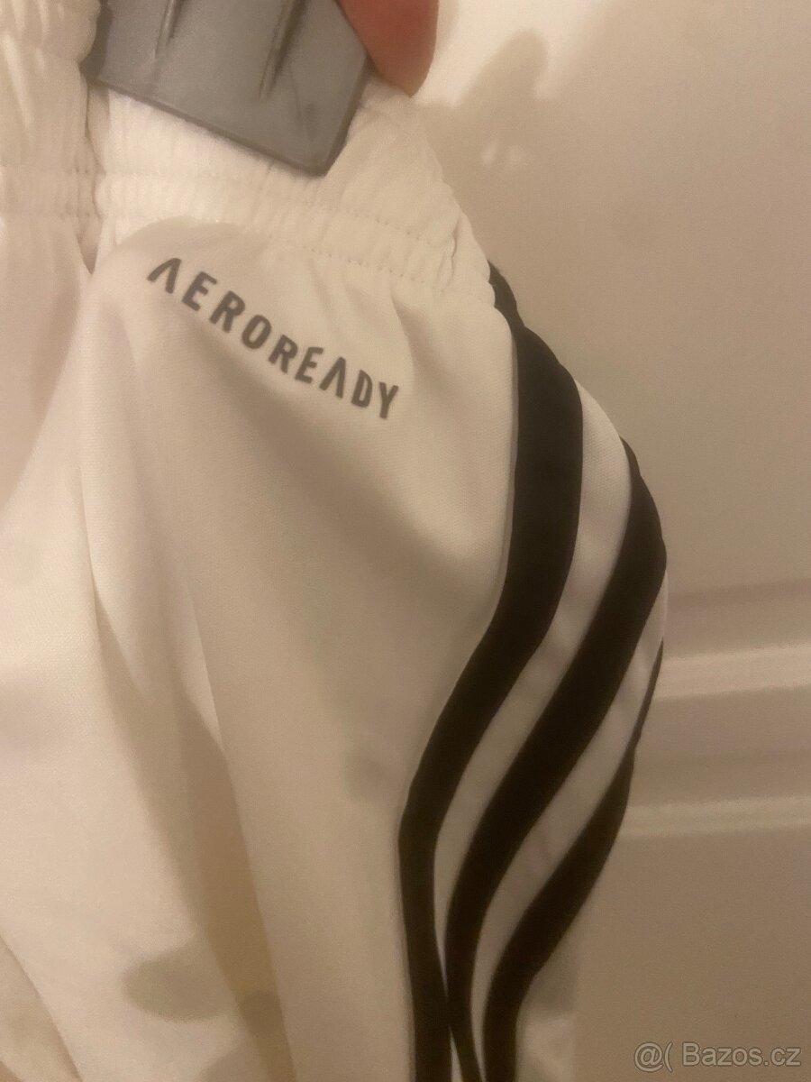 Adidas / Manchester United - 5