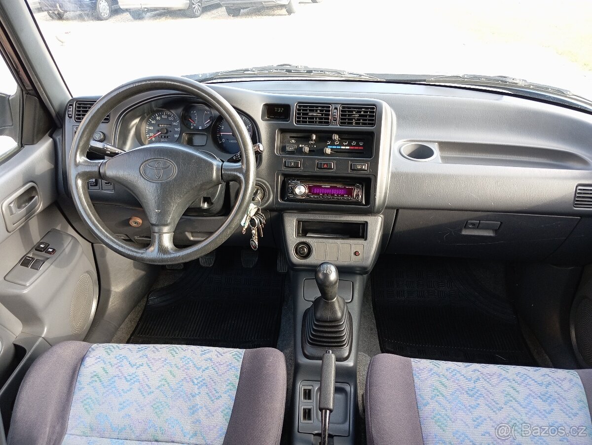 Toyota RAV4 2.0i 4x4