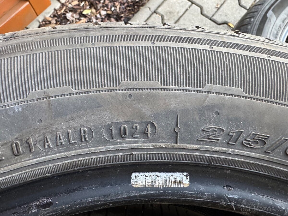 Nexen M+S 215/65R17 - 5