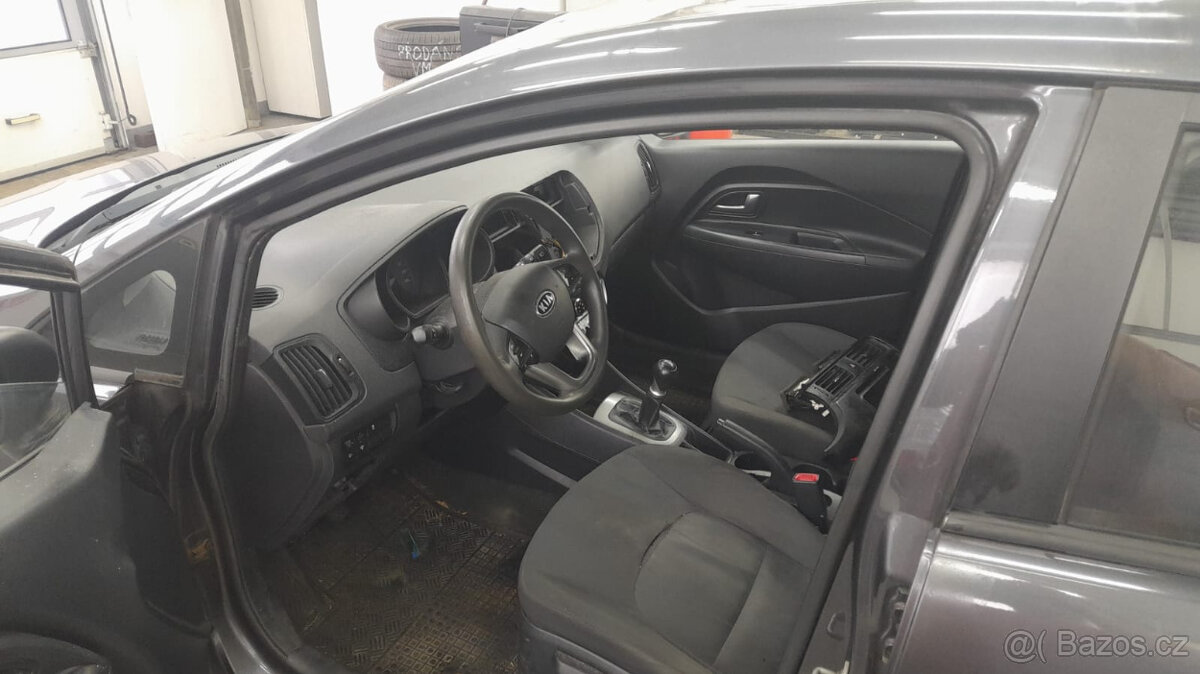 Kia RIO III 1.2i r.v. 2012 G4LA 63kw(5001) - 5