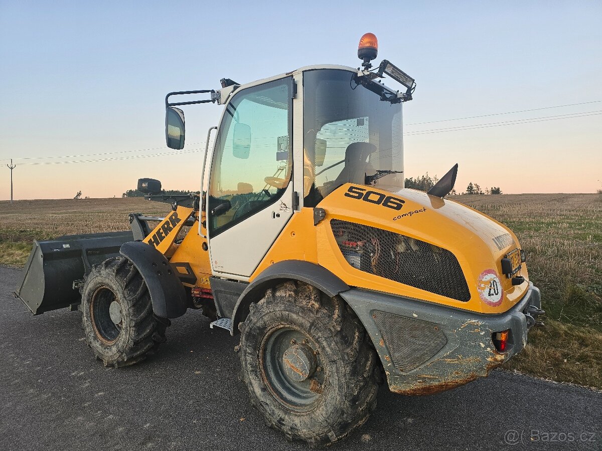 Prodám kolový nakladač Liebher L 506 C - 5