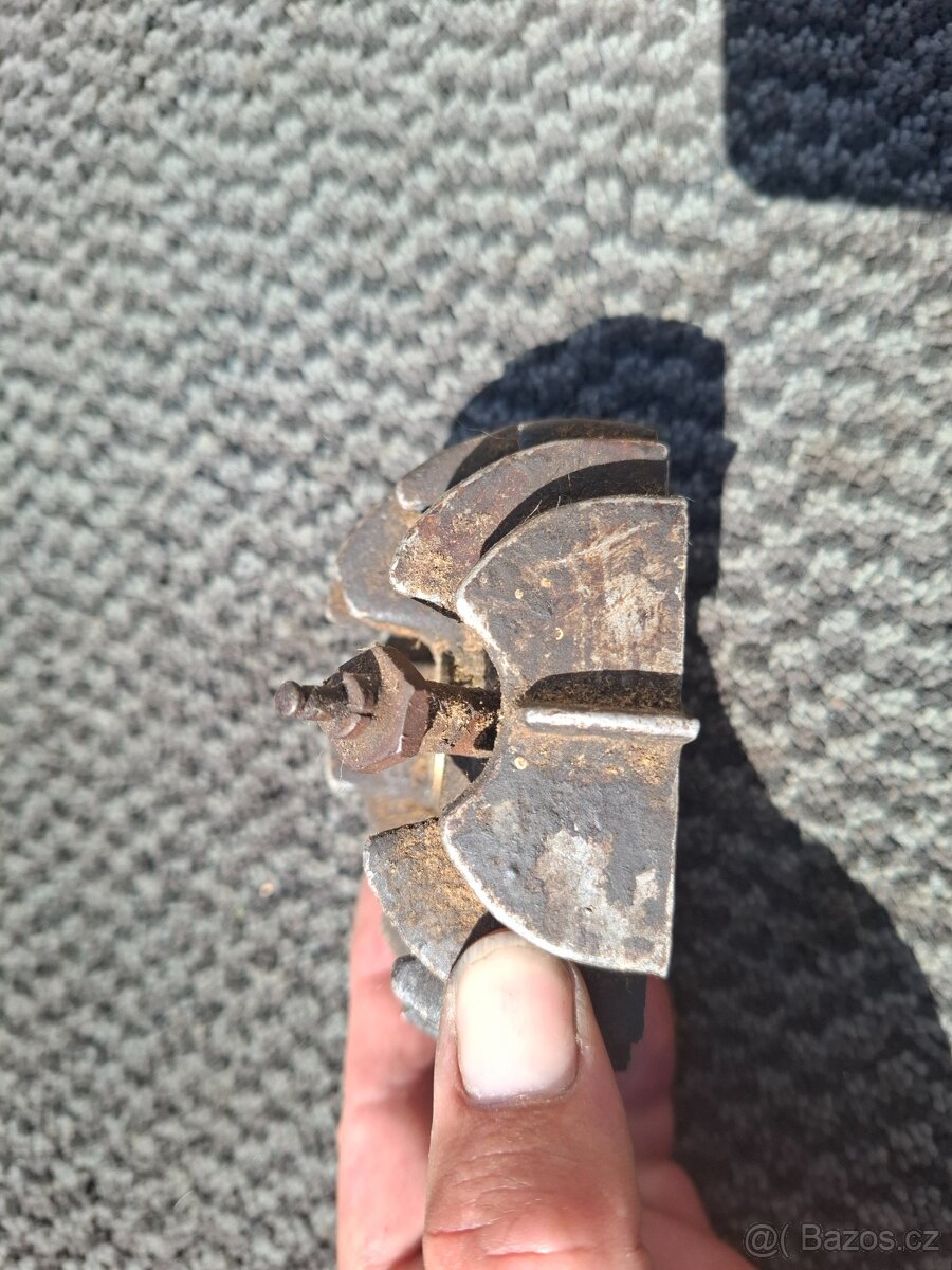 válec a hlava Jaweta - 5