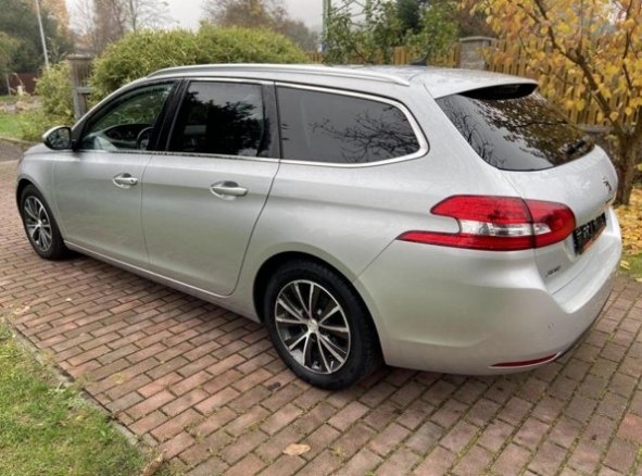 Nabízím Peugeot 308 2.0Hdi 110kw - 5