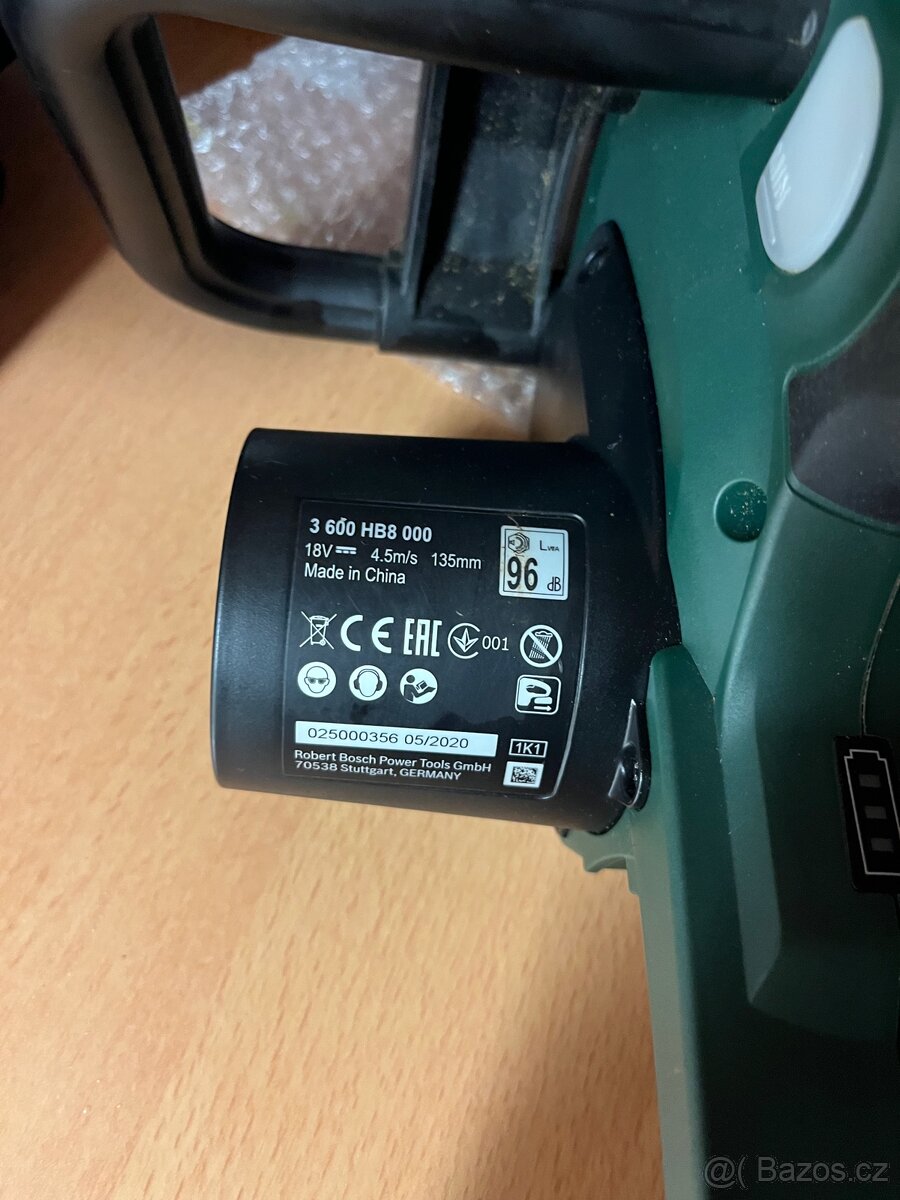 Aku řetězová pila BOSCH UniversalChain 18V - 5