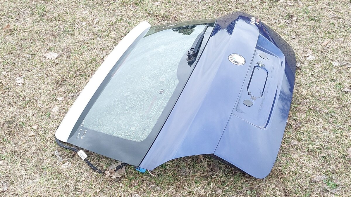 ŠKODA FABIA 2 – DVEŘE KUFRU MODRÉ 5dv. - 5