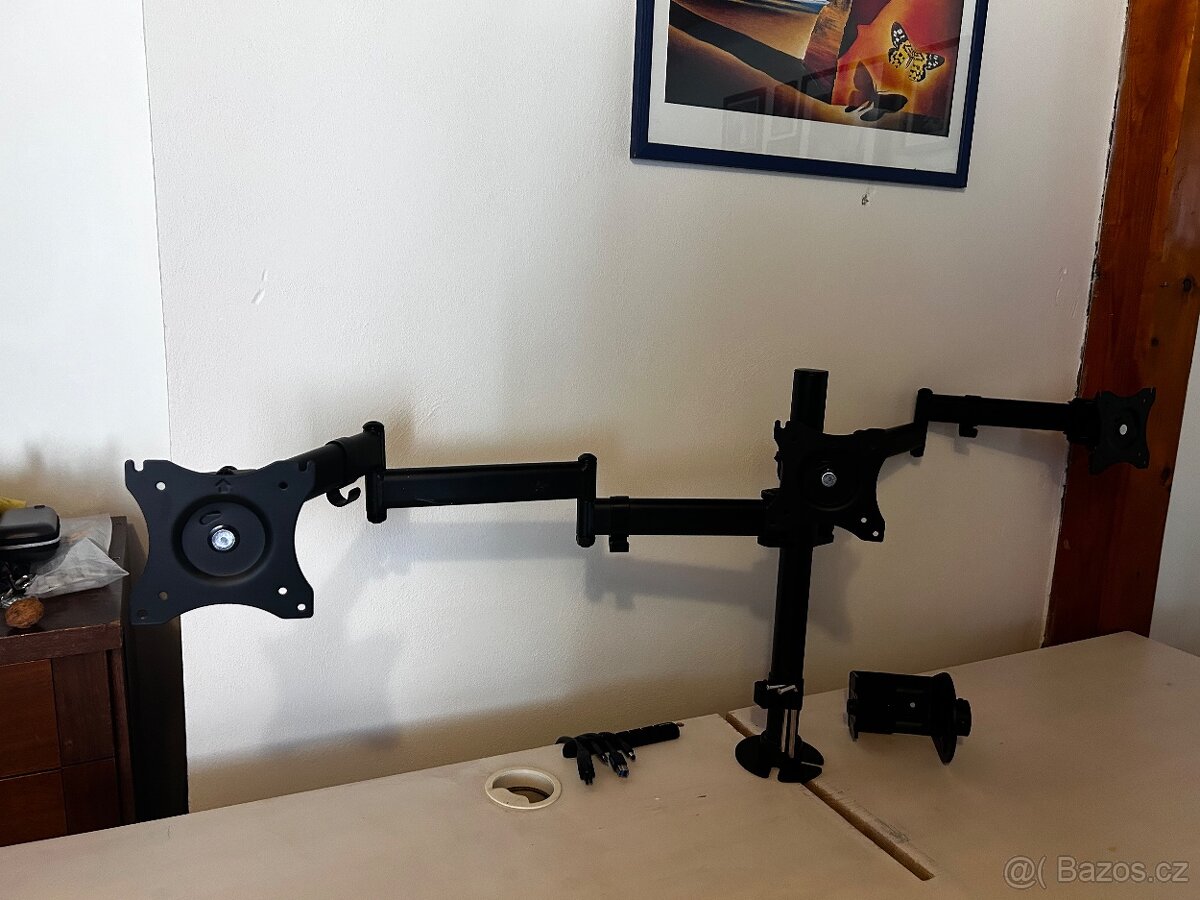 Monitory se stojanem - 5