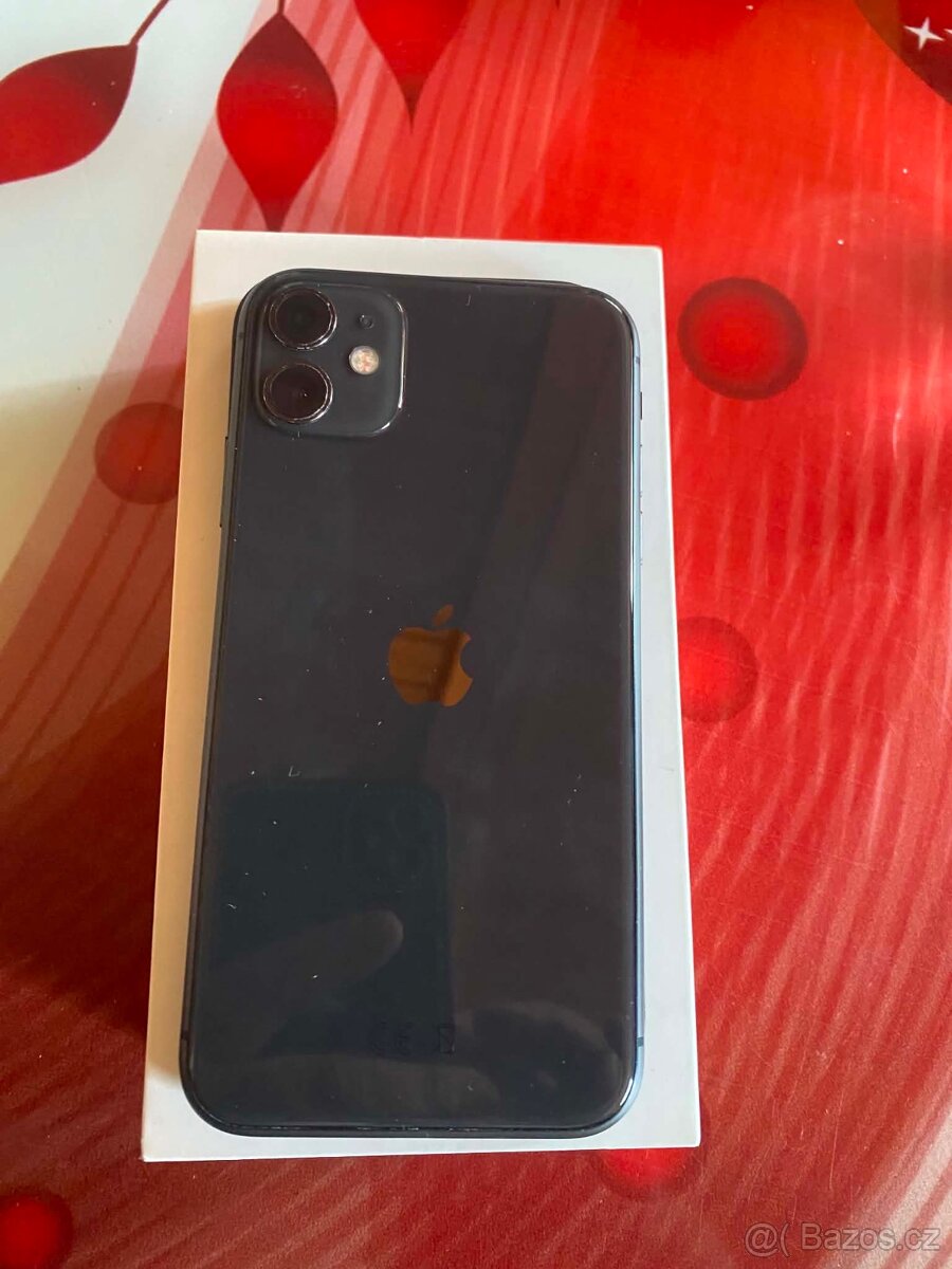IPhone 11 64GB Černý - 5