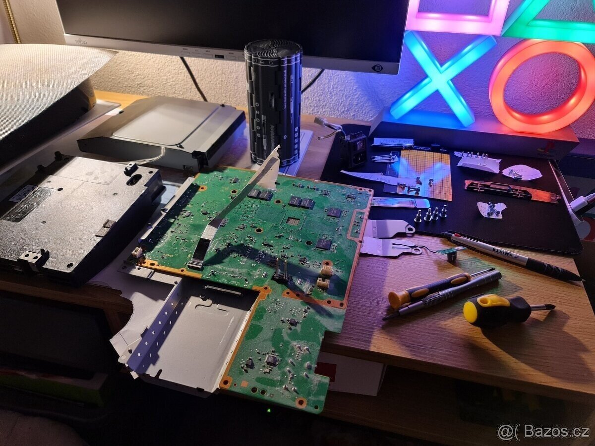 Čistění herní konzolí PS3, PS4, PS4 PRO, PS5 - 5