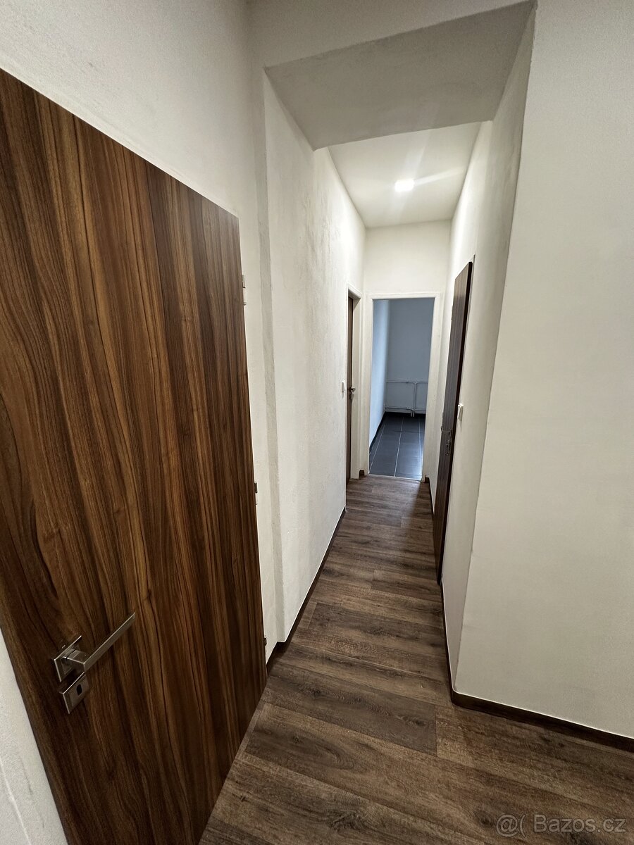 Pronájem prostorného bytu 3+1 Lovosice, ulice Terezínská - 5