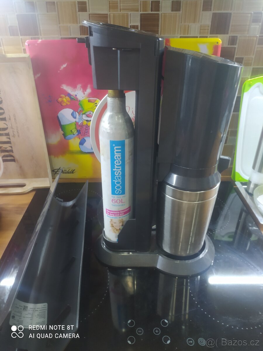 SODASTREAM CRYSTAL ČERNÝ + BOMBIČKA - BEZ SKLENĚNÉ LÁHVE - 5