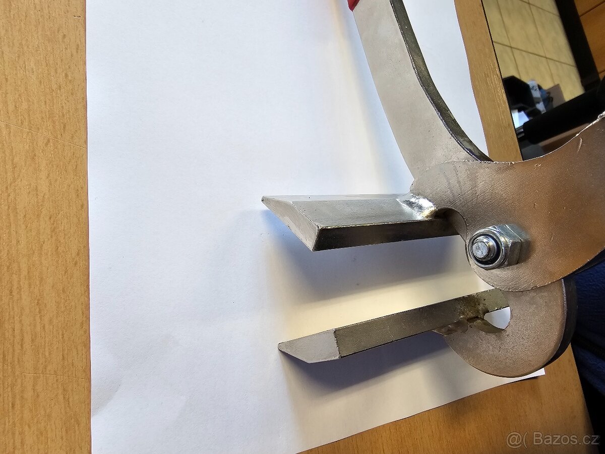 Kleště na ohýbání plechu UNIOR - 5