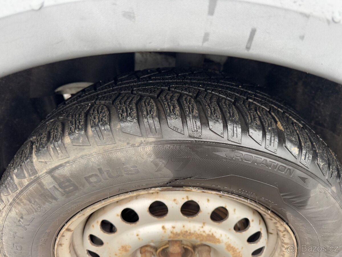 Ford Transit Connect 1,8TDCi 66kW pick-up - 5