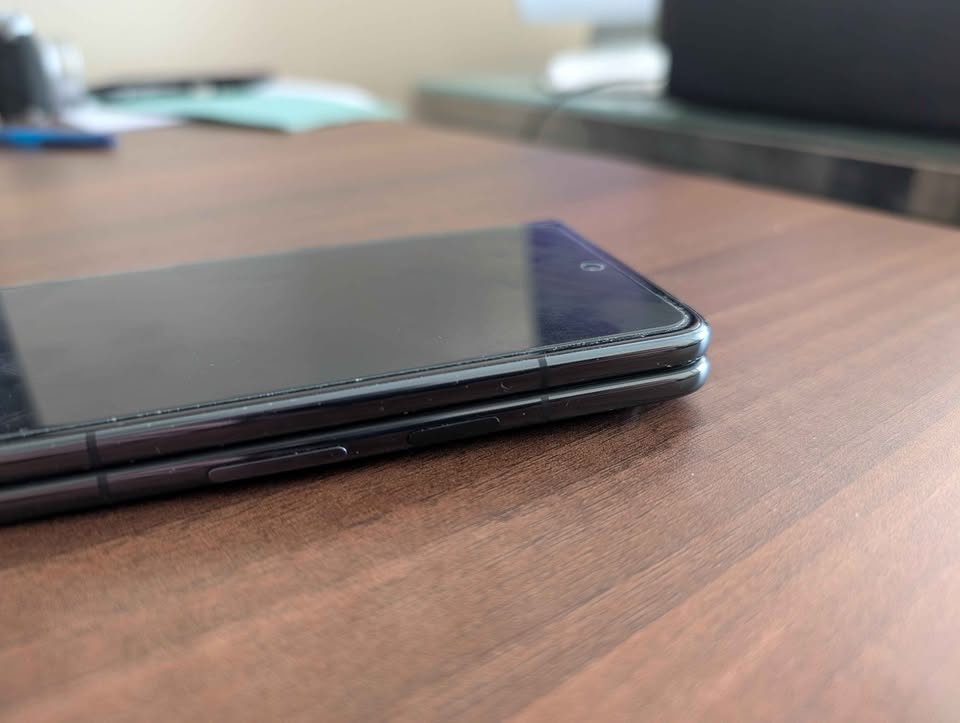 Google Pixel Fold (ctí popis) - 5