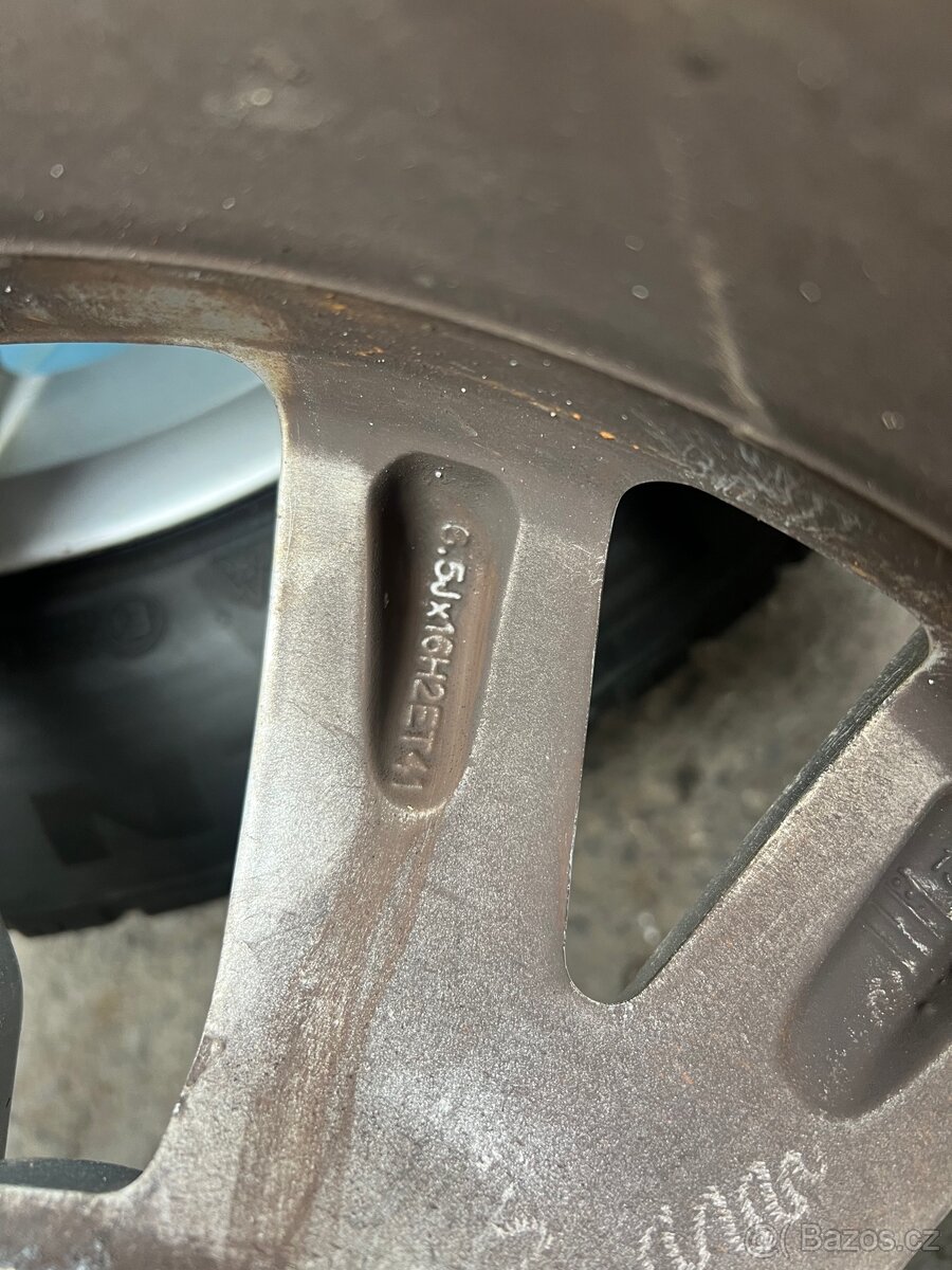 VW Passat B8 ALU KOLA - 5